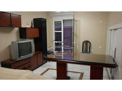 Venta Piso Lucena. Piso de tres habitaciones