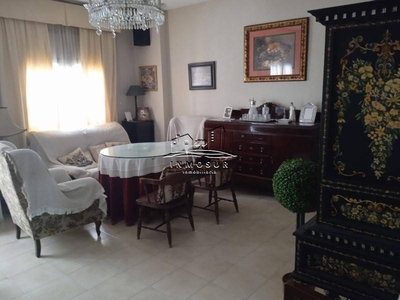 Venta Piso Lucena. Piso de tres habitaciones