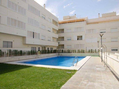 Venta Piso Lucena. Piso de tres habitaciones