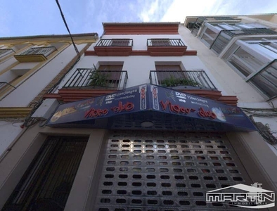 Venta Piso Lucena. Piso de cuatro habitaciones en Calle General Alaminos. Segunda planta con terraza