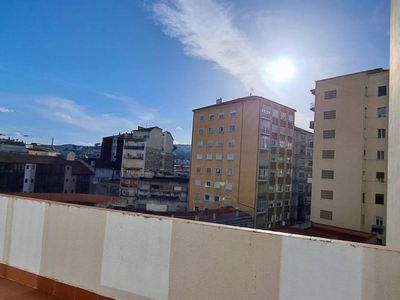 Venta Piso Ourense. Piso de cuatro habitaciones Buen estado con terraza