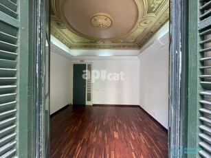 Local comercial en alquiler de 122 m2 en calle d'aribau, 81, Eixample, Barcelona