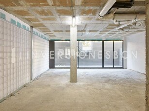 Local comercial en alquiler de 330 m2 , Eixample, Barcelona