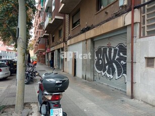 Local comercial en venta de 86 m2 , Sant Andreu, Barcelona