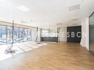 Oficina en alquiler de 280 m2 , Eixample, Barcelona
