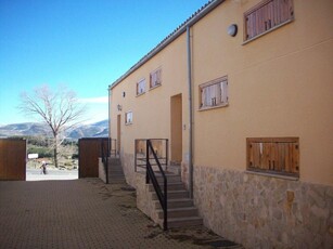 Viviendas adosadas a estrenar en Sierra de Gredos.