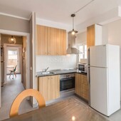 Alquiler apartamento acogedor apartamento de 1 dormitorio con varias terrazas en sant andreu en Barcelona
