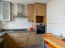 Alquiler apartamento con 3 habitaciones amueblado con vistas a la montaña en Oliva