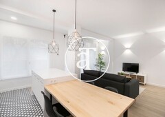 Alquiler piso apartamento de alquiler temporal de 3 habitaciones dobles en eixample en Barcelona