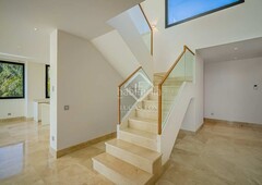 Apartamento piso de 4 dormitorios con 199m² terraza en venta en milla de oro, costa del sol en Marbella