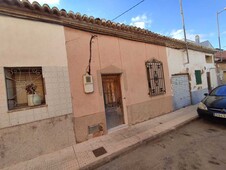 Casa adosada en C/ Tejera y Santa Obdulia