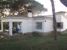 Casa chalet con amplia parcela en artola - en Cabopino - Artola Marbella