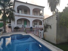 Casa-Chalet en Venta en Oliva Valencia