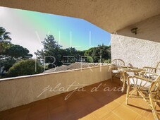 Casa chalet espacioso con fantastico jardin y piscina en Sant Feliu de Guíxols