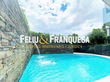 Casa con 5 habitaciones con parking, piscina, calefacción, aire acondicionado y jardín en Sant Cugat del Vallès