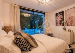 Chalet casa / villa en excelentes condiciones de 5 dormitorios con 330m² terraza en venta en nueva andalucía en Marbella