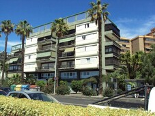 Local en venta en Santa Cruz De Tenerife de 351 m²