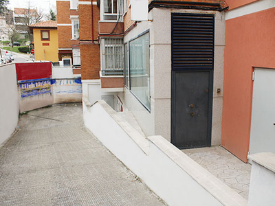 Parking en Calle MIRADOR DE LA SIERRA, Madrid