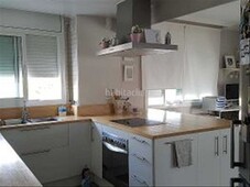 Piso con 3 habitaciones con calefacción y aire acondicionado en Sant Pere de Ribes