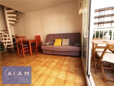 Piso dúplex en venta de 1 dormitorio en zona turística ideal 2ª residencia e inversión en Calella