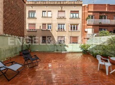 Piso excepcional propiedad con terraza en gràcia en Barcelona