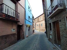 Venta Casa adosada en Calle San Cosme Arnedo. Muy buen estado 120 m²