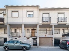 Venta Casa adosada Las Gabias. Buen estado 164 m²