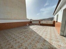 Venta Casa adosada Loja. Plaza de aparcamiento con terraza 324 m²