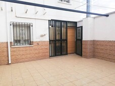 Venta Casa adosada Tomelloso. 162 m²