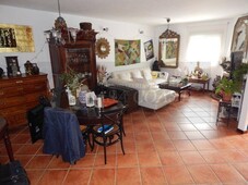 Venta Casa unifamiliar Fuengirola. Buen estado plaza de aparcamiento calefacción individual 239 m²