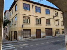 Venta Casa unifamiliar en C/ La Llanta 1 Cervera de Pisuerga. Buen estado 622 m²