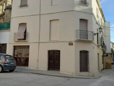 Venta Casa unifamiliar en Calle Calle Gradas Úbeda. A reformar con terraza 230 m²