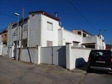 Venta Casa unifamiliar en Calle del puig L'Escala. Buen estado 154 m²