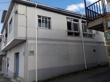 Venta Casa unifamiliar en Calle SN Barbadás. Buen estado 250 m²