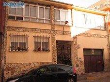 Venta Casa unifamiliar en Marcelo Macias Bembibre. Con terraza 373 m²