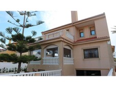 Venta Casa unifamiliar en Urbanización CHALET Y-118 La Manga del Mar Menor. Buen estado con terraza 600 m²