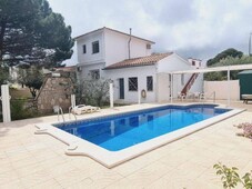 Venta Casa unifamiliar Mont-roig del Camp. Con terraza 263 m²