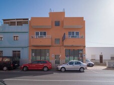 Venta Casa unifamiliar Santa Lucía de Tirajana. Con terraza 299 m²