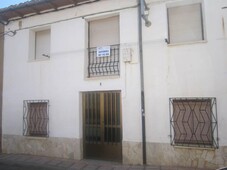 Venta Casa unifamiliar Valencia de Don Juan. Buen estado 95 m²