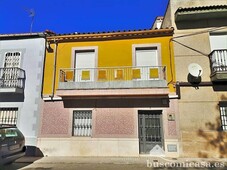 Venta Chalet en Calle Río Tinto Linares. Muy buen estado 93 m²