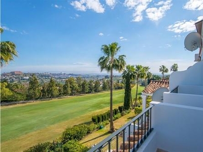 Amplitud, jardín y vistas de postal, en primera línea del campo de golf La Quinta
