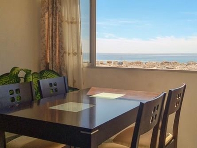Apartamento con vista al mar en Estepona
