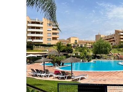 Apartamento impecable en recinto con piscinas, jardines y gran zona deportivo