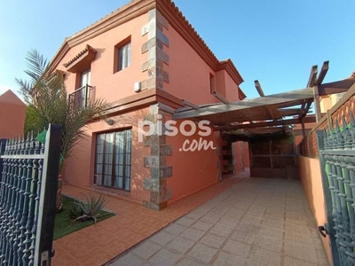 Casa adosada en venta en El Charco-Las Salinas-Puerto Lajas