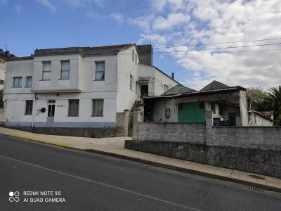 Casa con terreno en Ferrol