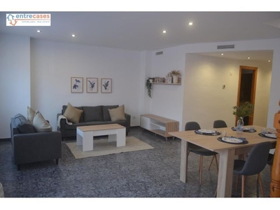 PRECIOSA CASA LISTA PARA VIVIR POR ZONA PALMERETA