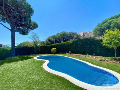 Venta Casa unifamiliar Castell-Platja d'Aro. Con terraza 844 m²