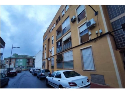 Venta Piso Archena. Piso de tres habitaciones en Calle MAESTRO MIGUEL FERNANDEZ. Buen estado segunda planta