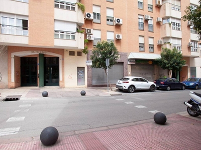Venta Piso Jaén. Piso de tres habitaciones en Madrid 49. Segunda planta