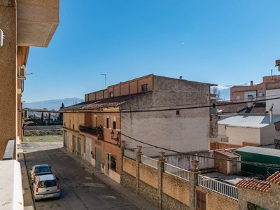 Venta Piso Las Gabias. Piso de una habitación en María Auxiliadora. Primera planta con balcón